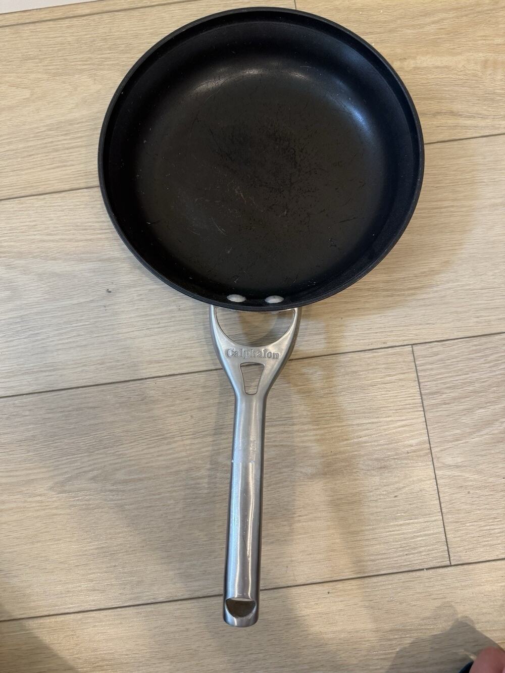 Calphalon 1390 10” Hard-Anodized Nonstick Fry Pan Skillet Made in USA